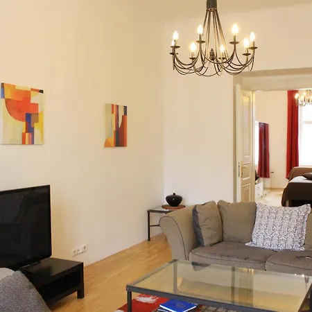 Beautiful In The City Center Appartement *